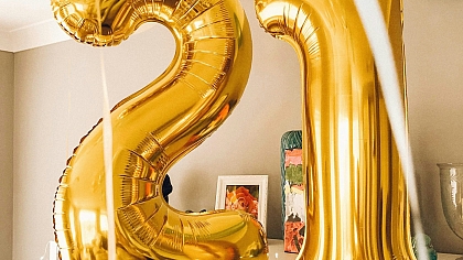 Unique Birthday Gift Ideas For Your Bestie's 21st!
